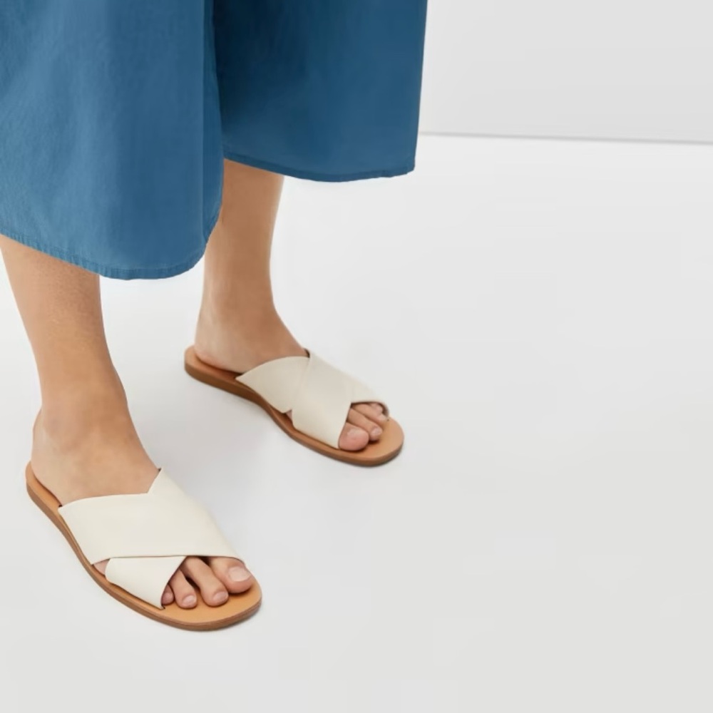 Everlane The Day Crossover Sandal Size 8 Cream
